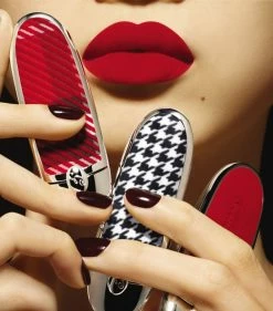 Guerlain Rouge G The Luxurious Velvet Double Mirror Case BLACK VELVET Body Gadgets -Lancôme Fashion Store guerlain rouge g the luxurious velvet double mirror case 17454351 36071910 1000